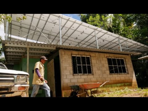 Former War Zones in El Salvador Obtain Water with the Help of the Sun